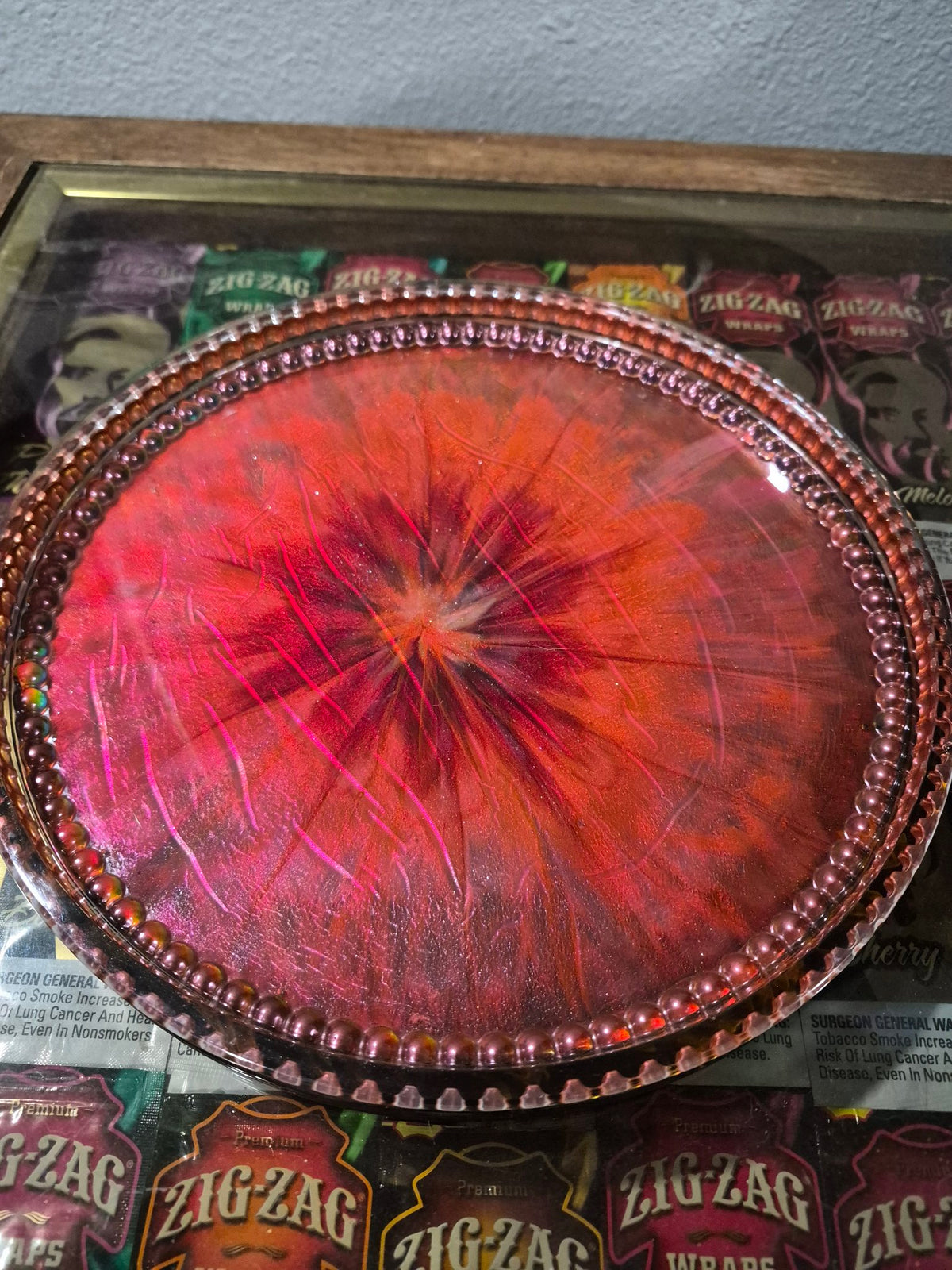 Crimson bloom large resin tray, side view