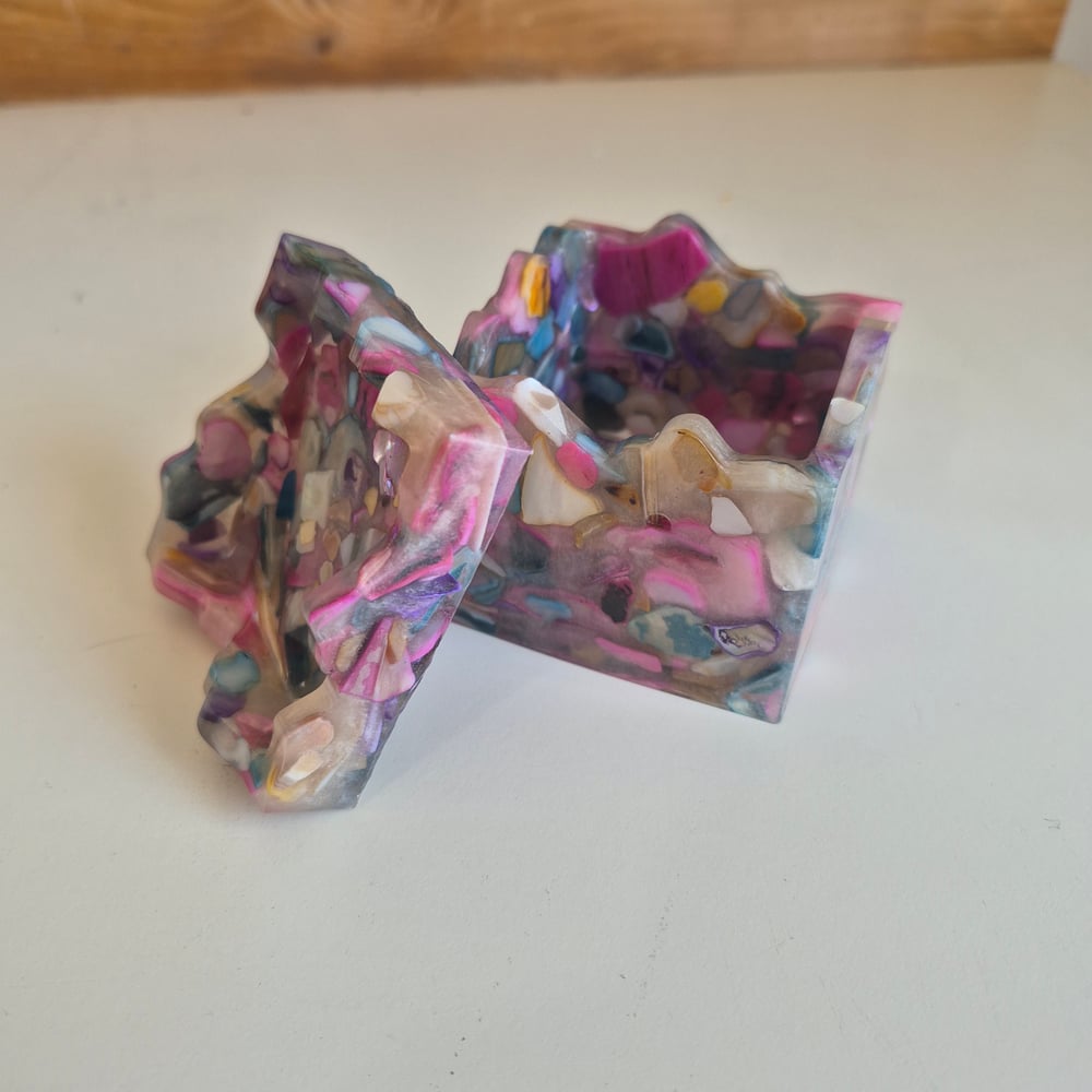 Multi color shell trinket jars