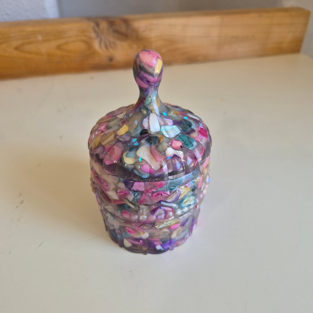 Multi color shell trinket jars