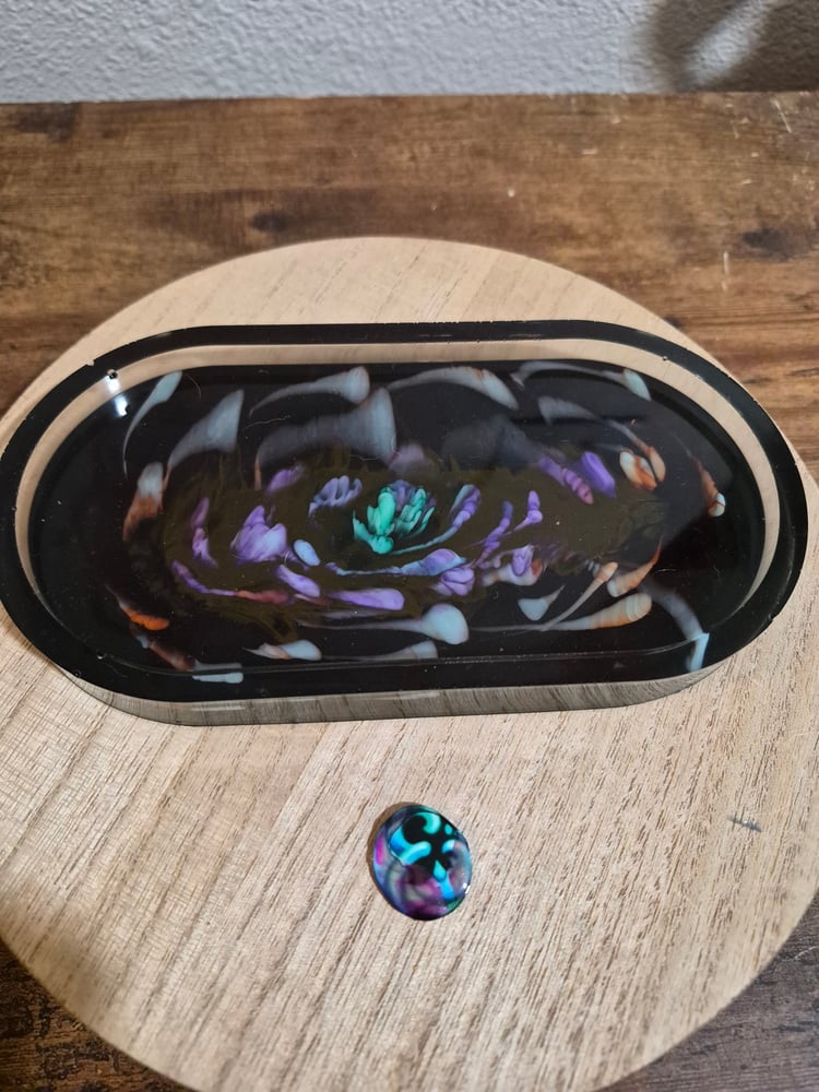 Dark Bloom Oval Tray