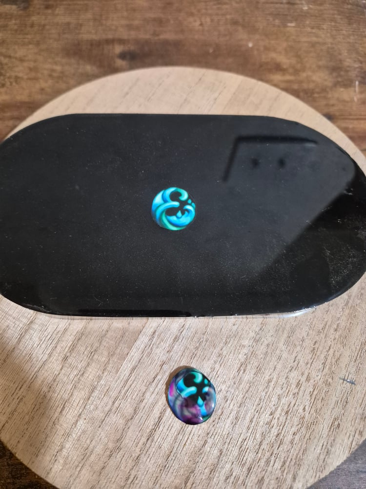 Dark Bloom Oval Tray